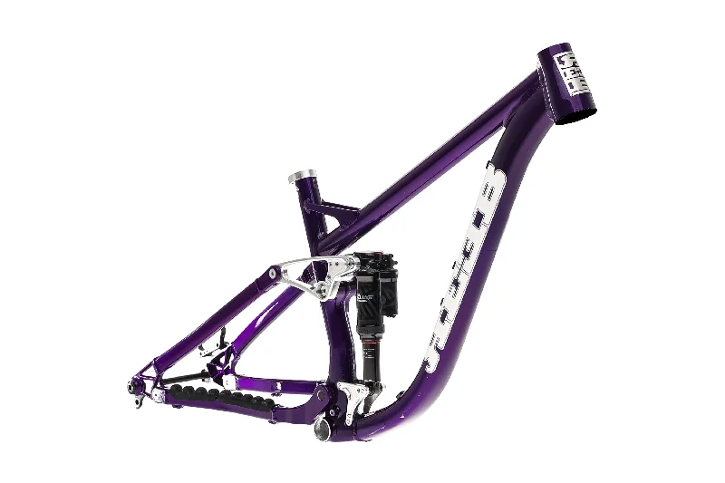 Reeb Cycles Sqweeb V4 [150mm] Medium Frame