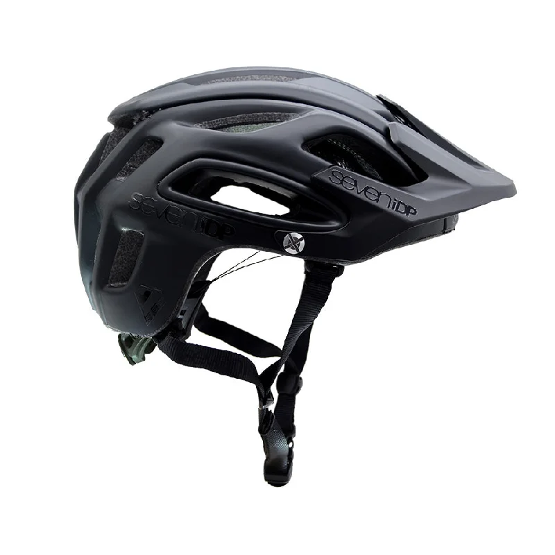 7iDP M-2 Helmet M/L (56-59cm) Black